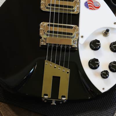 Minty! 2022 Rickenbacker 350/V63 Semi-Hollow Electric Guitar JetGlo + OHSC image 6