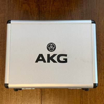 AKG C414 XLS Large Diaphragm Multipattern Condenser Microphone image 5