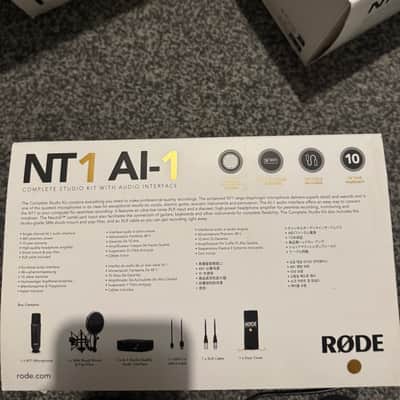 RODE NT1-AI1 Complete Studio Kit with NT1 Microphone and AI-1 Interface Black image 2
