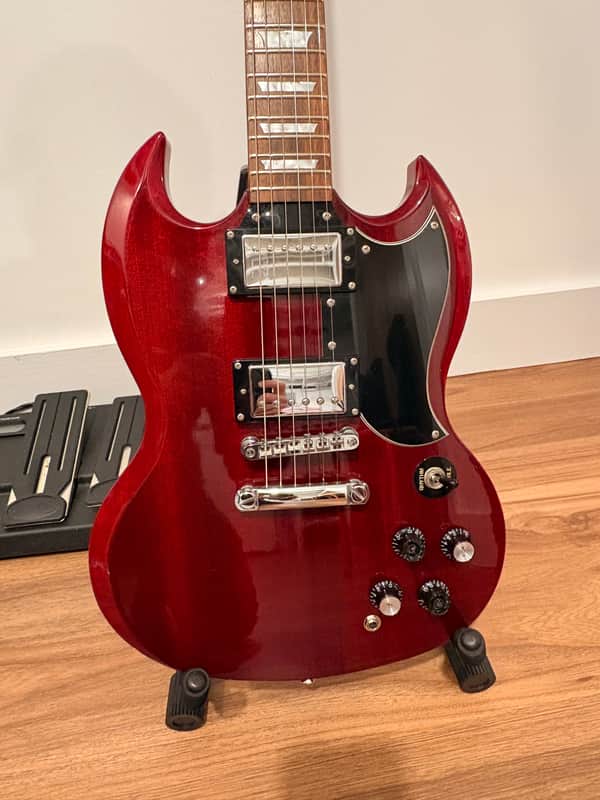 Epiphone G-400 (1996 - 2015) | Reverb