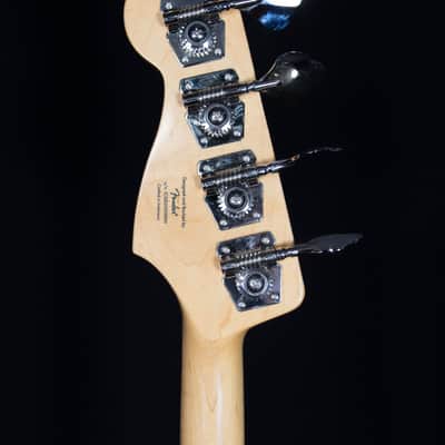 Squier Classic Vibe 60s Jazz Bass, Laurel FB, Tahitian Coral image 10