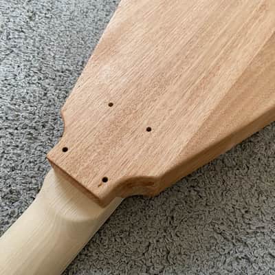 Flying V DIY Electric Guitar Kit, Okoume Body, Maple Neck, Rosewood Fingerboard image 3