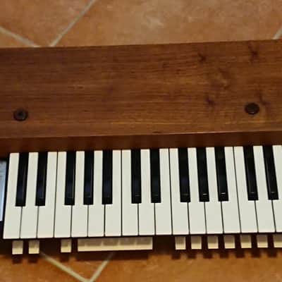Immagine FARFISA SYNTORCHESTRA Wooden Version VERY RARE Vintage Analog Italian Synth Monophonic /Polyphonic - 4