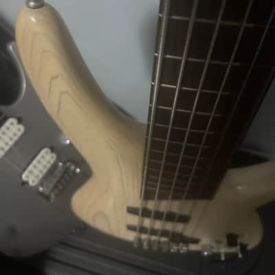 Ibanez SR2010ASC-TWF "Ashula" Bass Workshop Hybrid Fretless Soundgear 2010 - Transparent White Flat imagen 5
