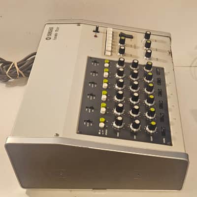 Yamaha EM-90 Ensemble Mixer image 7