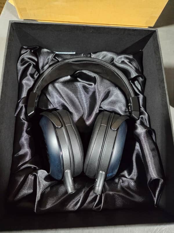 Fostex AMS-TH1100RPMK2 Premium Open-Back Planar Headphones (B-Stock)