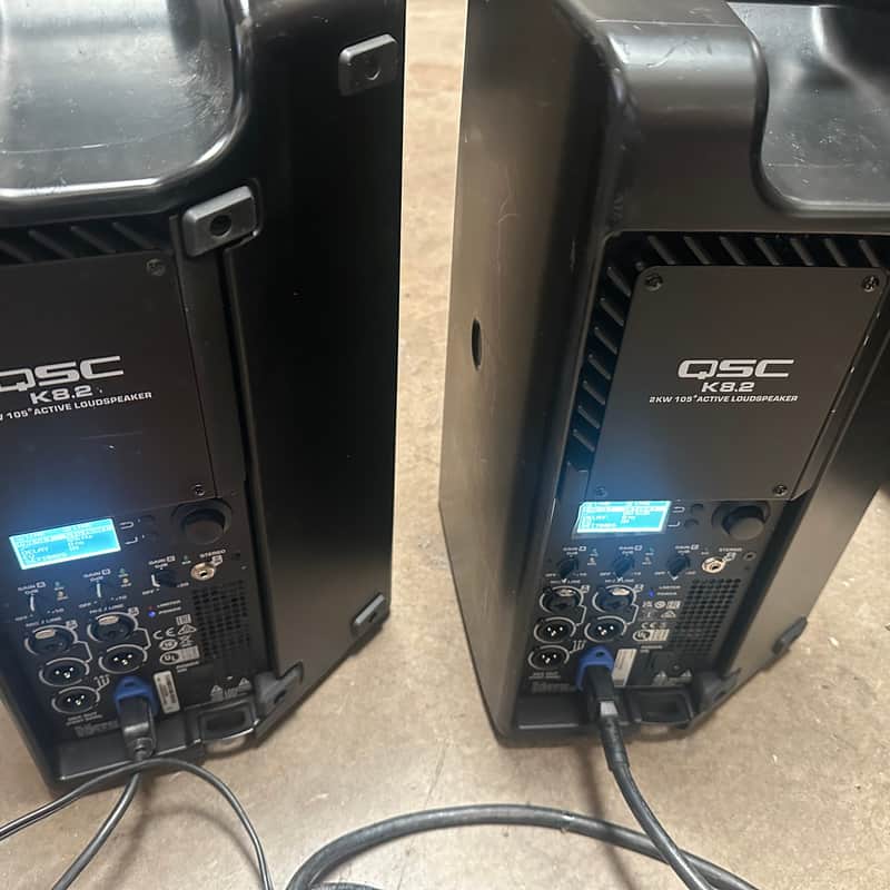 2010s QSC K8.2 2-Way 2000-Watt 8″ Active Loudspeaker Black
