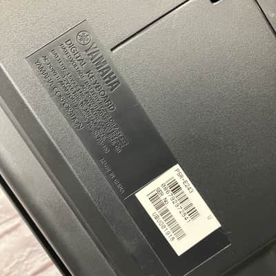 Yamaha PSR-E243 61-Key Electronic Keyboard image 7