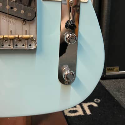 Fender Vintera '50s Telecaster with Maple Fretboard 2019 - 2023 - Sonic Blue image 5