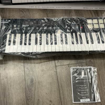 M-Audio Oxygen Pro 49 MIDI Keyboard Controller 2020 - Present - Black image 2