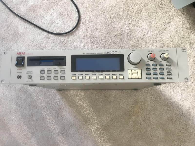 Akai S3000 XL image 1