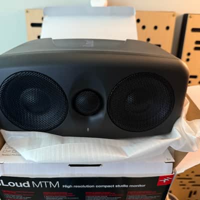 IK Multimedia iLoud MTM 2-Way Active Studio Monitors (Pair) 2010s - Black image 3