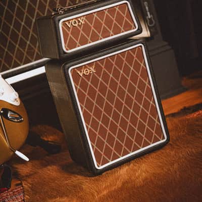VOX MICRO SUPERBEETLE 5/20 WATT RECHARGEABLE BLUETOOTH AMP image 4