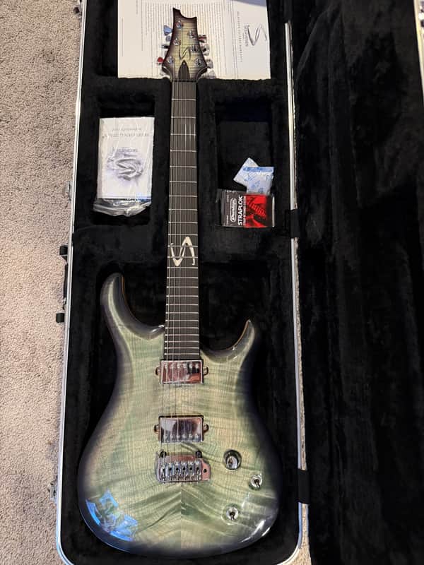 Skervesen Lizard image 1