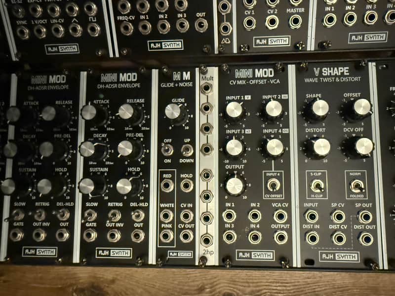 AJH Synth CV Mix - Offset - VCA