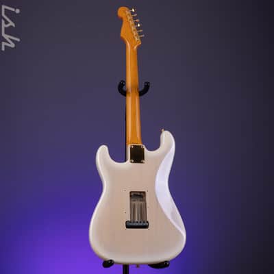 2004 Fender '57 Reissue Stratocaster ST80-SPL White Burst image 12