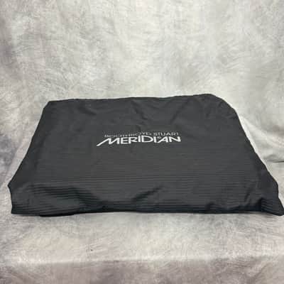 Meridian G02 Pre Amplifier - Superb Condition- remote -box- manual image 2