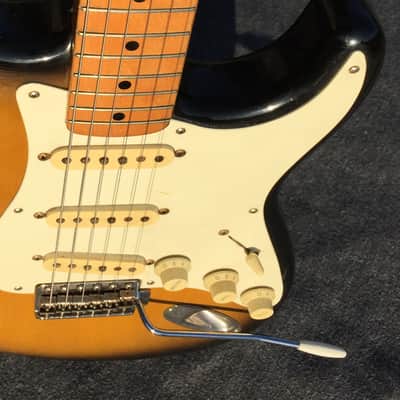 Fernandes RST 50 Stratocaster 50's copy Made in Japan 1981 Sunburst image 4