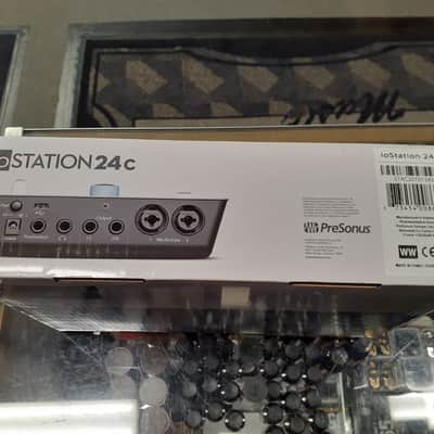 PreSonus ioStation 24c USB-C Audio Interface and DAW Controller image 4