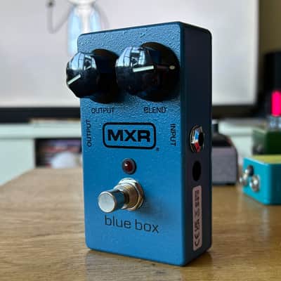 MXR Blue Box Octave Fuzz Distortion Guitar Effects Pedal M103 image 1