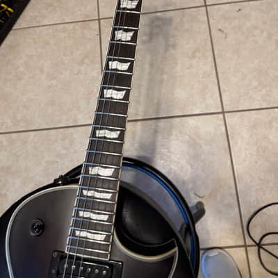 ESP LTD EC-1000T CTM with ESP hard case image 5