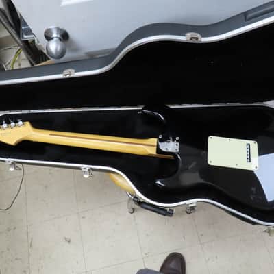 2007 Fender American Deluxe Strat®, "Soft" V Neck, Maple Fingerboard, SCN, Black 2007 - Black image 9