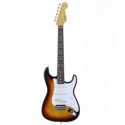 Fender Japan Stratocaster ST62SS (Smart Size) 3Tone Sunburst