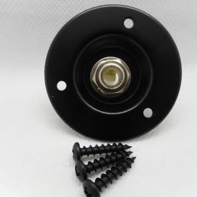 Single Black Jack Plate, Metal, W/REAN Jack & 3 Mounting Screws image 1