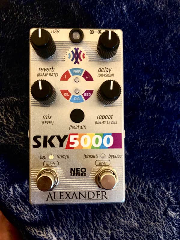 Alexander Pedals Sky 5000 Neo Series Delay | Reverb