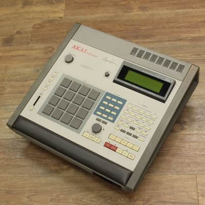 Akai Mpc60 [21115 00708] (06/16)