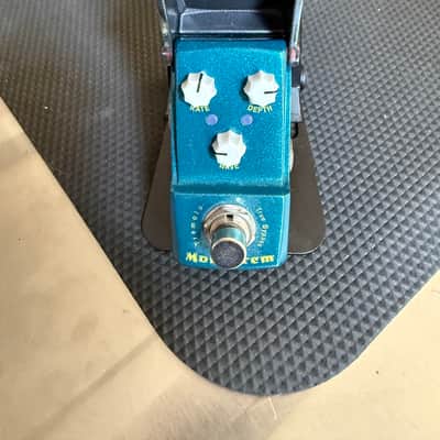 Joyo JF-325 Ironman Series Molo-Trem Tremolo 2010s - Green image 2