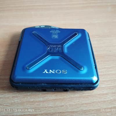 Sony MZ E44 1998 - Sony Walkman Portable mini disc Player MZ- E44 Blue good working image 2