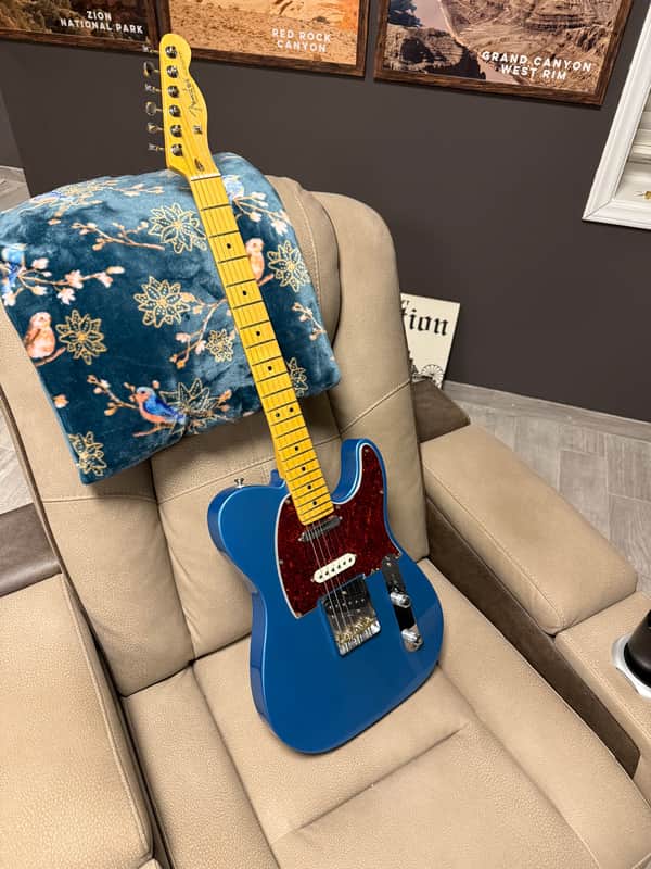 Fender American Professional Classic Hotshot Telecaster 2025 - Present Faded Lake Placid Blue
