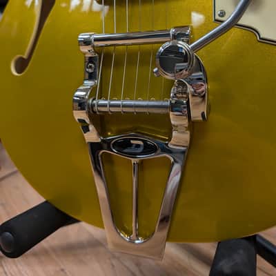 Duesenberg Starplayer TV 2025 - Gold Top image 10
