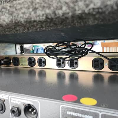 Ampeg B5R 500-Watt Rackmount Bass Amp Head 2000 - 2006+ - Black image 16