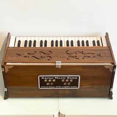 Kartar Music Store Harmonium Simple 2-Stop Wood Hand Pump Organ From Chawri Bazaar New Delhi India image 3