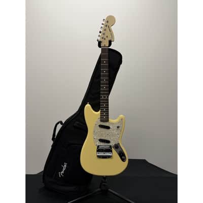 Fender American Performer Mustang with Rosewood Fretboard - Vintage White image 1