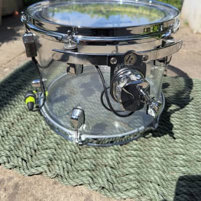 Kirchhoff Kirchhoff 12"x 9" Acrylic Arctic Tom Drum With Drumlite LED & New Evans EC2s 2017 - Acrylic image 3