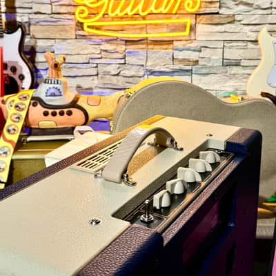 Vox AC10 C1 Custom TTCC Limited Edition 1x10” 2025 - Two Tone Blue & Cream image 22