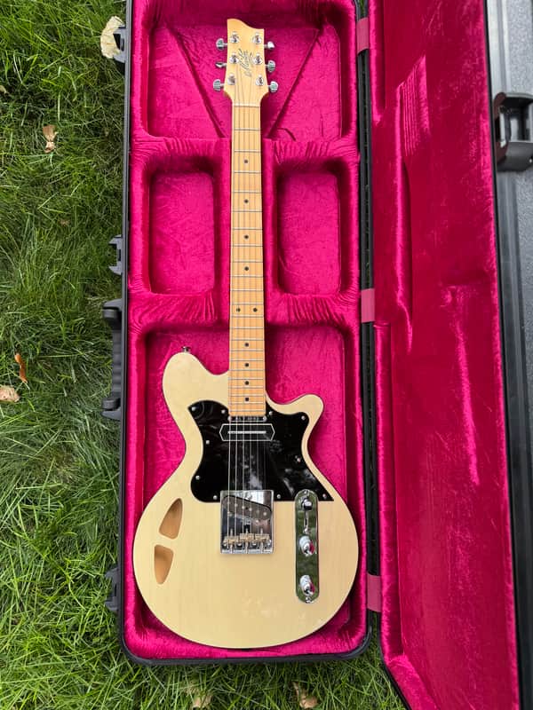 Maton T-Byrd - Transparent white image 1