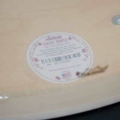 Ludwig Classic Maple Bass Drum - 22x16" - Vintage Black Oyster image 4