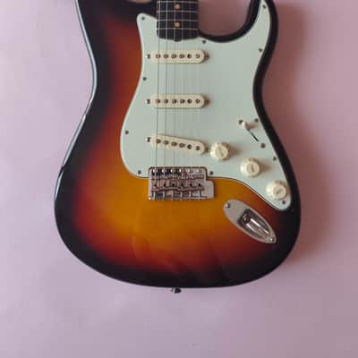 Fender American Vintage II '61 Stratocaster - 3-Color Sunburst (2025) image 8