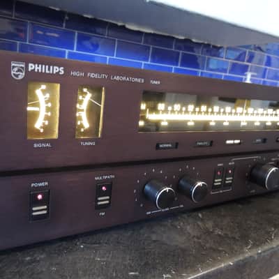 Philips 6871 Tuner/ 3881 Integrated Amp set 90'S? - Blk image 4