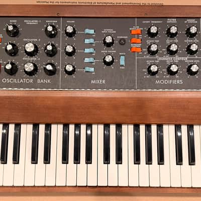 Moog Minimoog Model D Reissue - MINT - 44-Key Monophonic Synthesizer (2022) 2022 - Present - Black / Wood