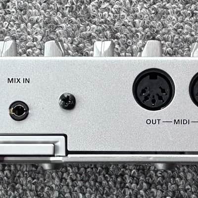 Roland TR-06 Drumatix 2020 - Present - Silver image 4