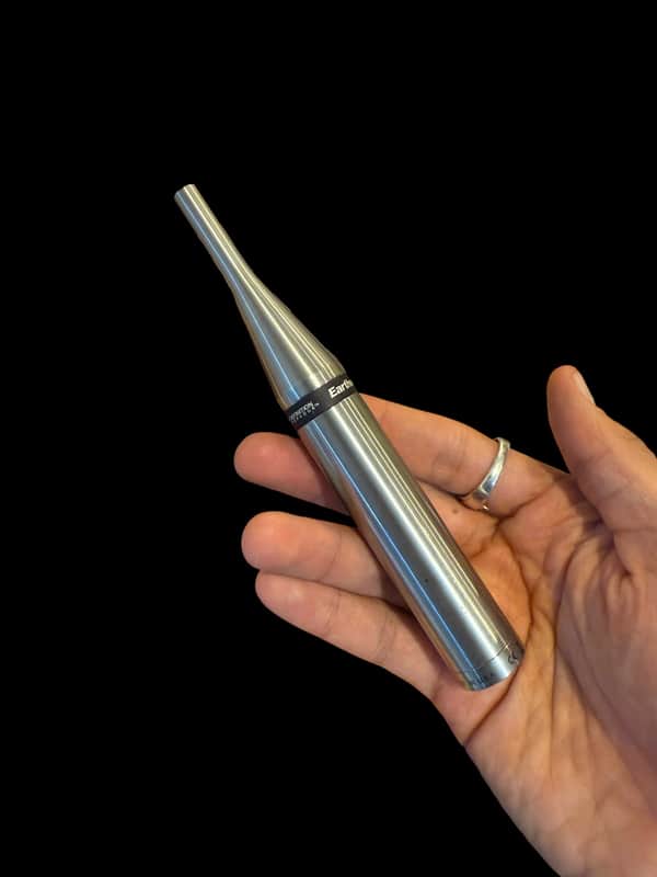 Earthworks SR25 Cardioid Small Diaphram Condenser High Definition Microphone 2010s - x5506 image 1