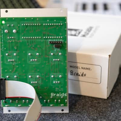 Mutable Instruments - BRAIDS macro oscillator - Eurorack modular, Original Box image 3