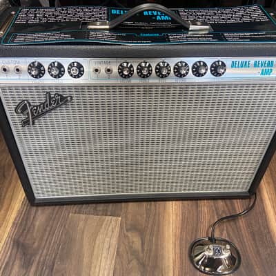Fender '65 Deluxe Reverb Reissue 22-Watt 1x12" Guitar Combo 1994 - Present - Black image 17