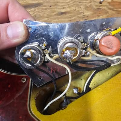 1965 Fender Jazz Bass 3 tone Sunburst image 13