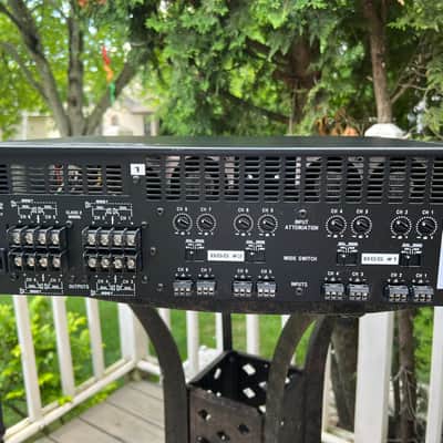 Crown CTs 8200 8-Channel Power Amp 2000s - Black and Silver image 5